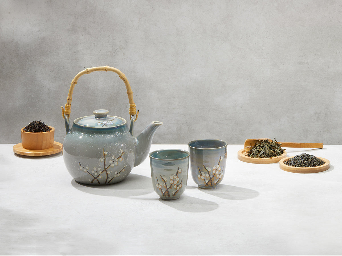 Pua Tea Set